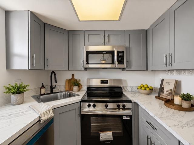 HARBOR VILLAS CONDO PH 01 - Residential