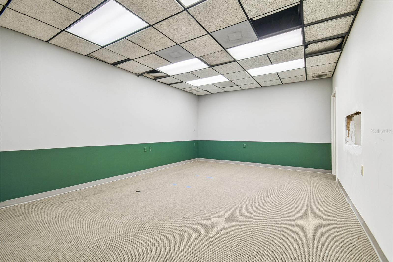 CITY ZEPHYRHILLS - Commercial Sale
