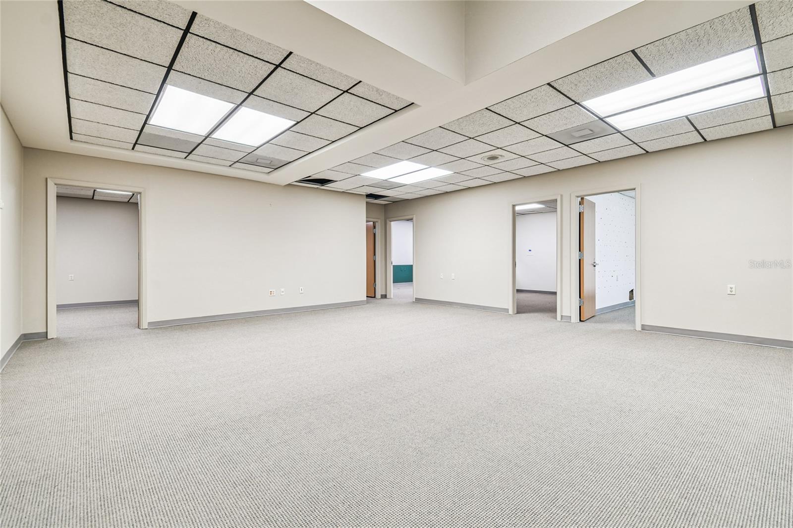 CITY ZEPHYRHILLS - Commercial Sale
