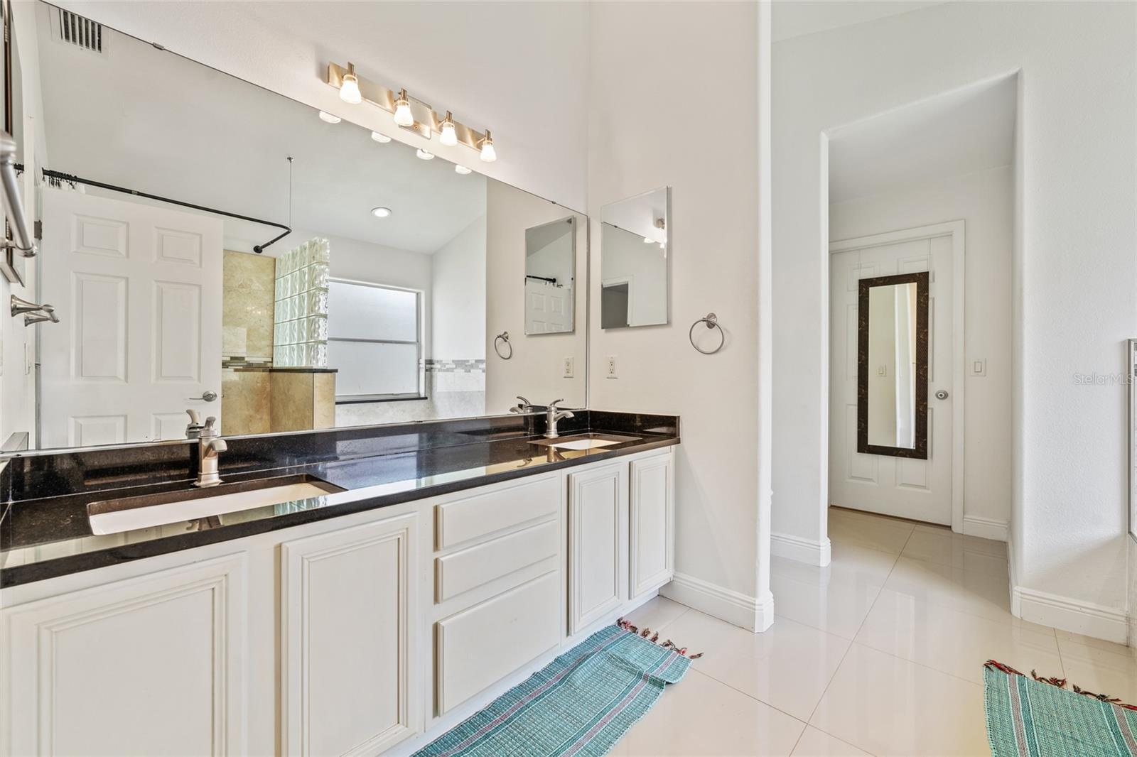 INDIAN RIDGE VILLAS PH 04 - Residential Lease