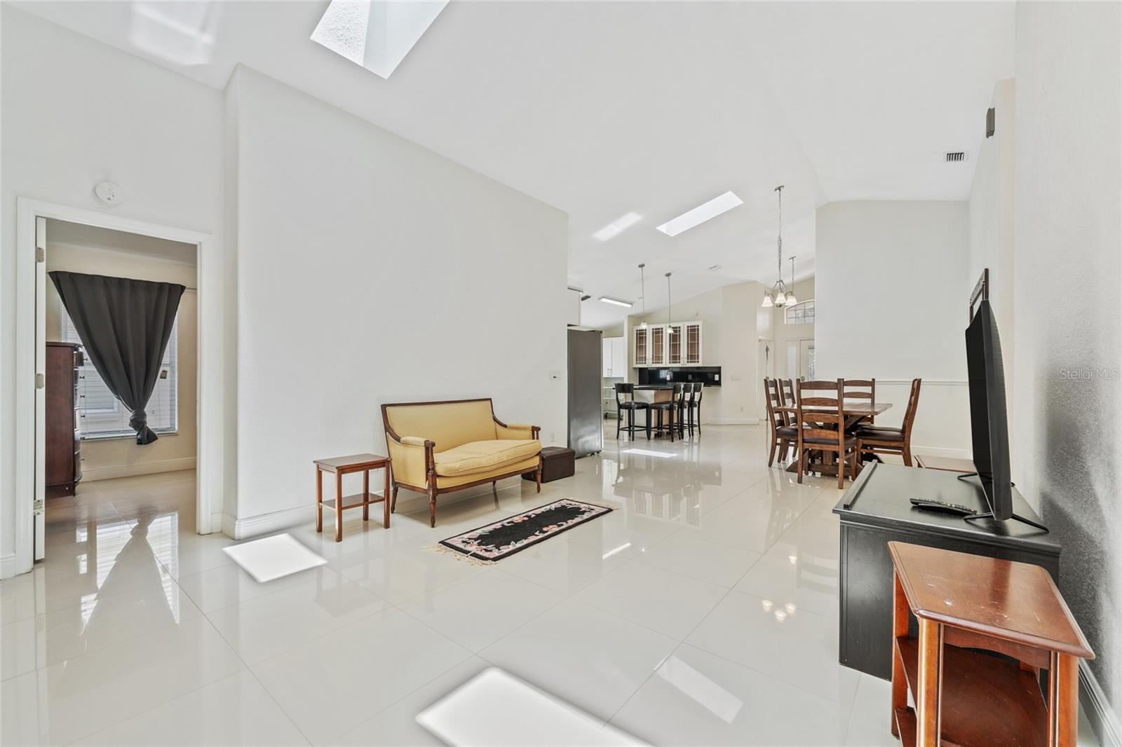 INDIAN RIDGE VILLAS PH 04 - Residential Lease