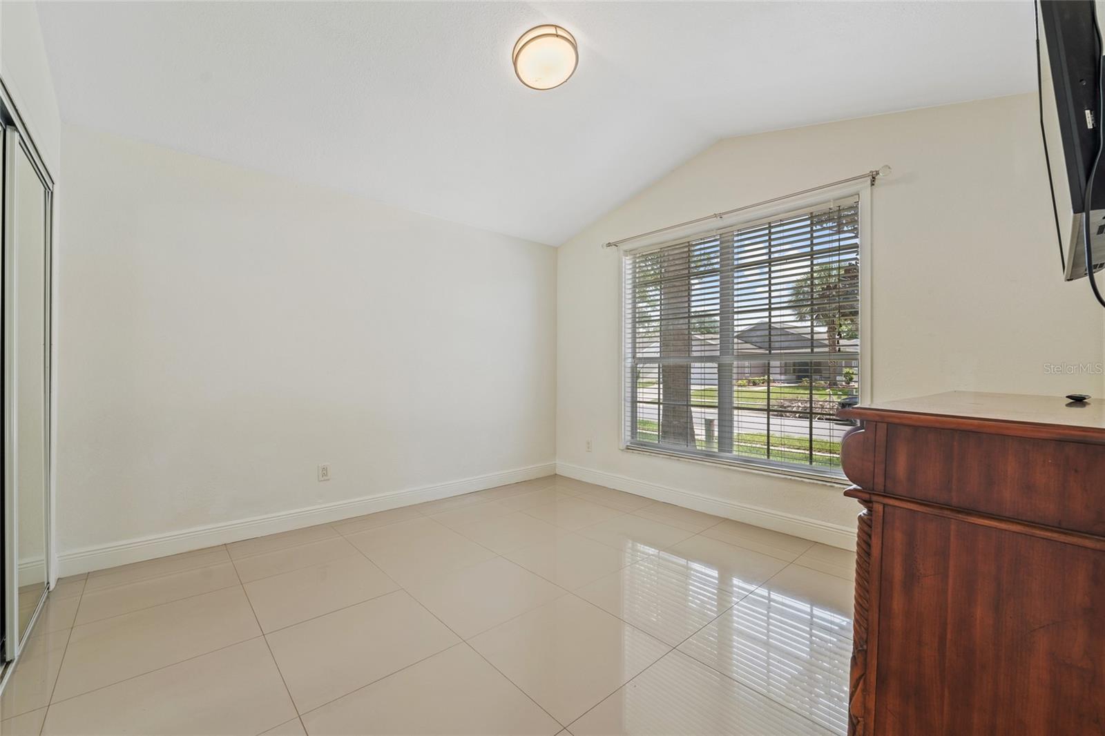 INDIAN RIDGE VILLAS PH 04 - Residential Lease