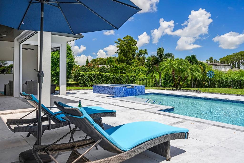 WATERSTONE - Residential