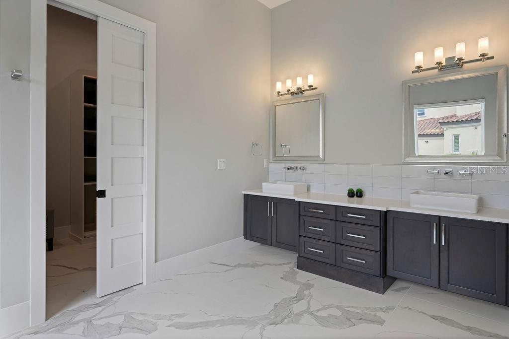 WATERSTONE - Residential