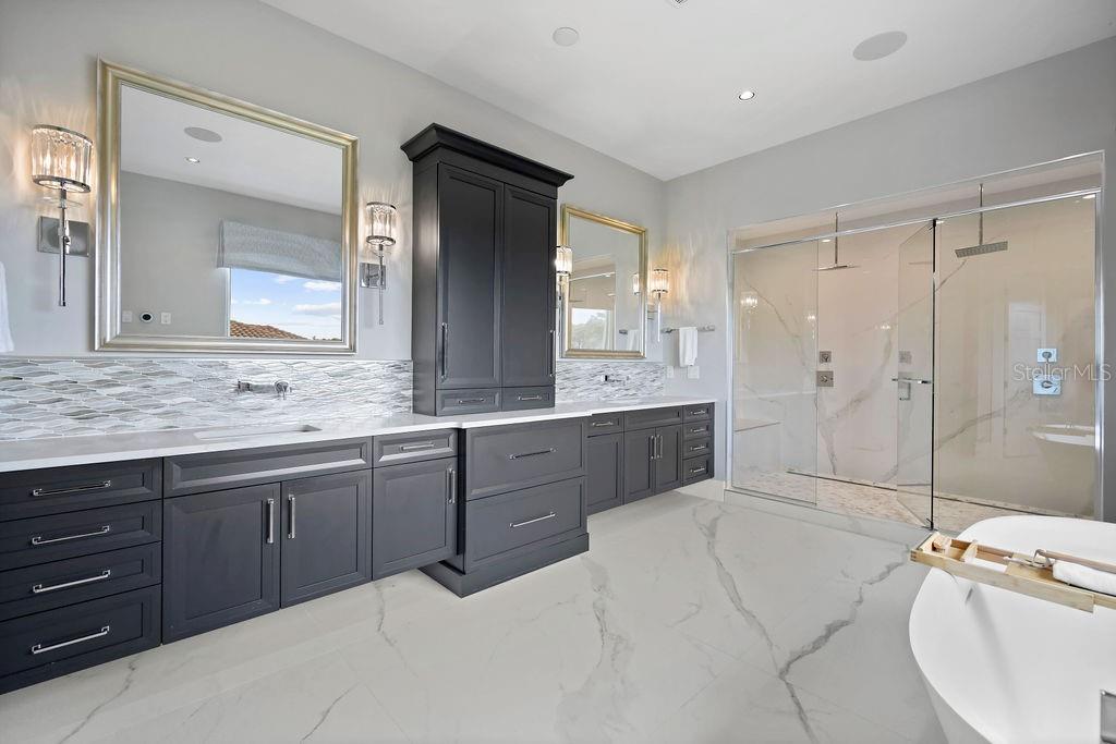 WATERSTONE - Residential