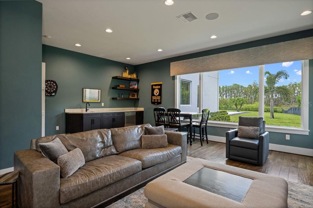 WATERSTONE - Residential