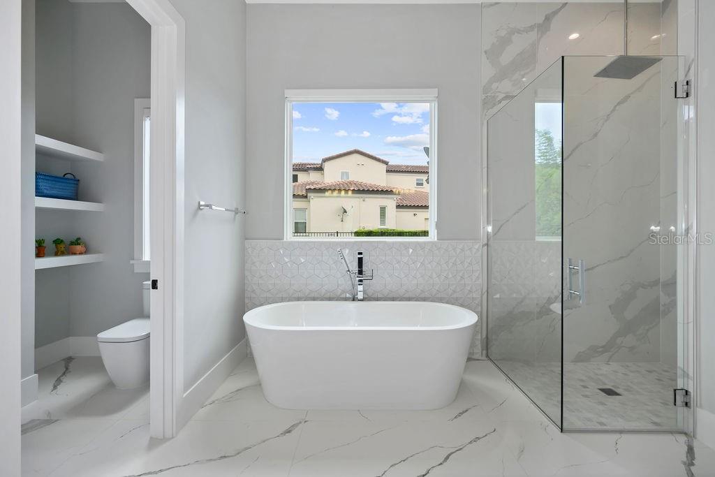 WATERSTONE - Residential