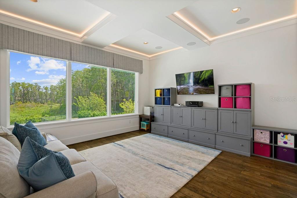 WATERSTONE - Residential