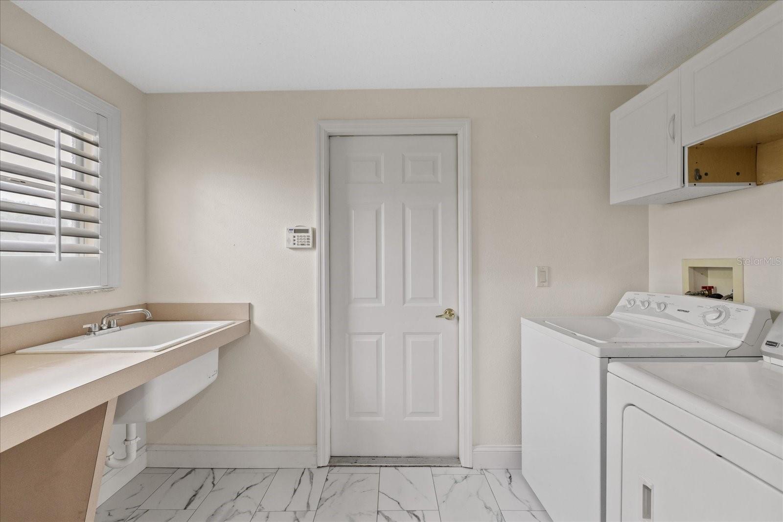 RIVER RIDGE COUNTRY CLUB PH 06 - Residential