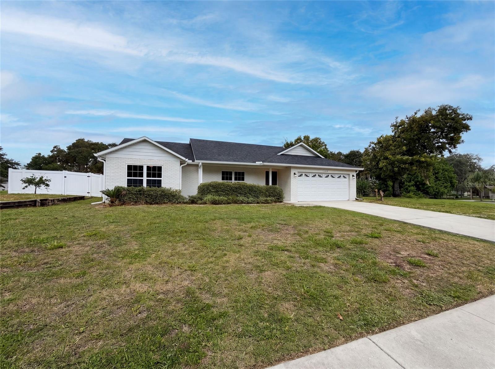 EASTBROOK PH 01 - Residential