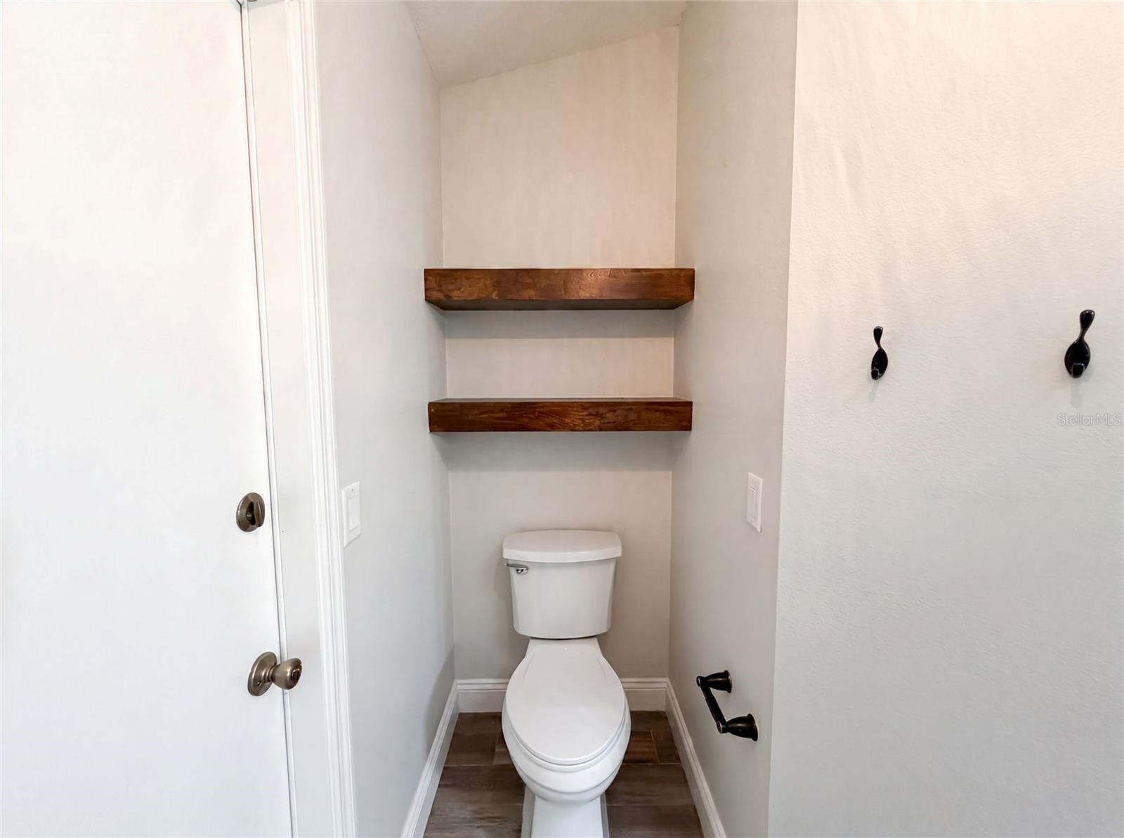 EASTBROOK PH 01 - Residential