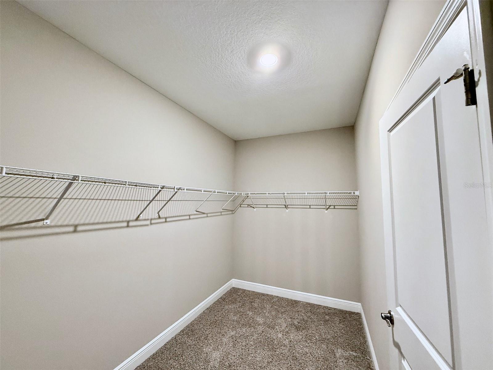 SILVERLEAF RESERVE AT HAMLIN - Residential Lease
