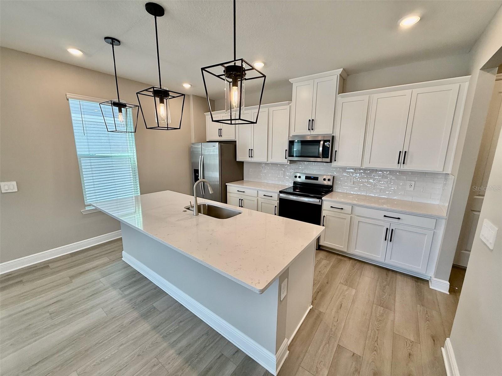 SILVERLEAF RESERVE AT HAMLIN - Residential Lease