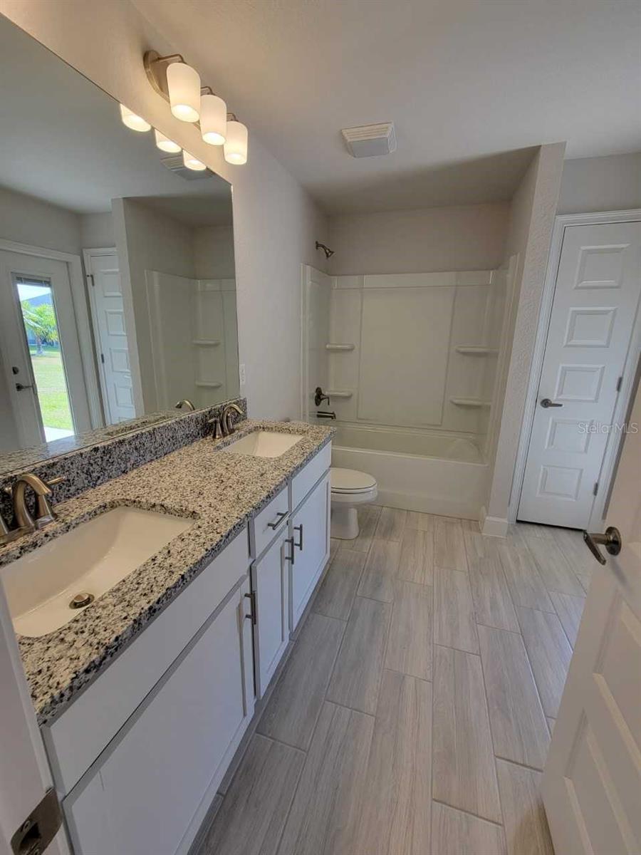 OCALA WATERWAY ESTATE - Residential