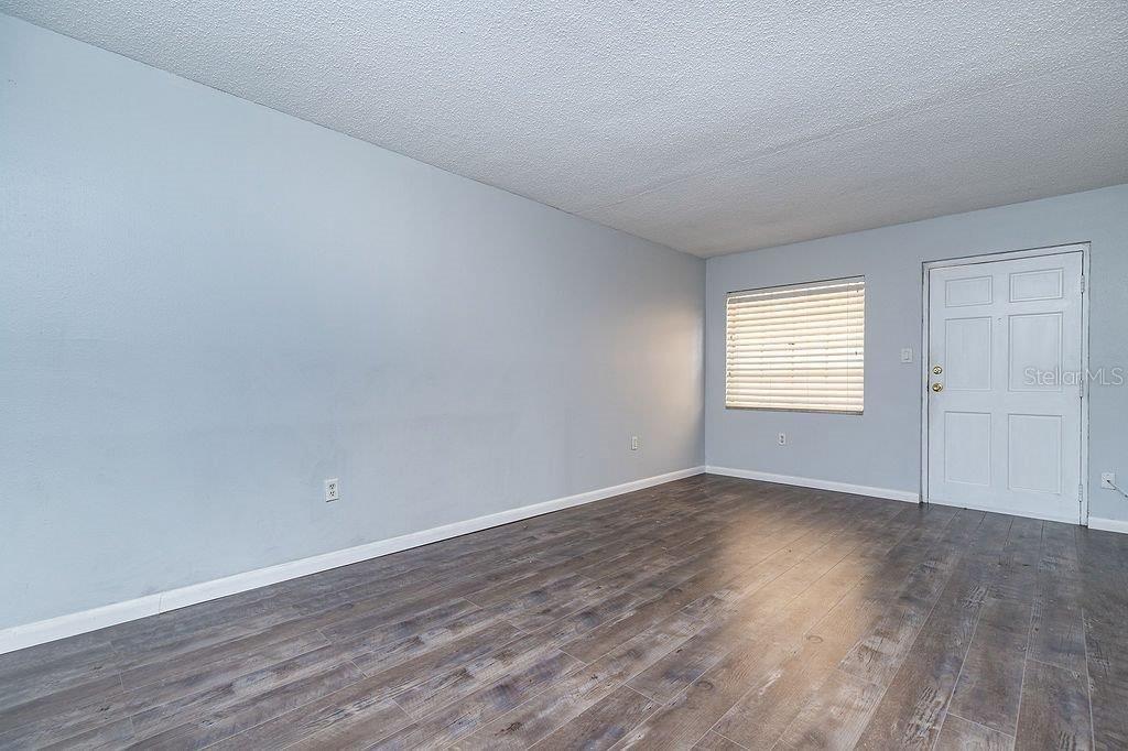 TAMPA BAYSHORE VILLAS CONDOMIN - Residential Lease