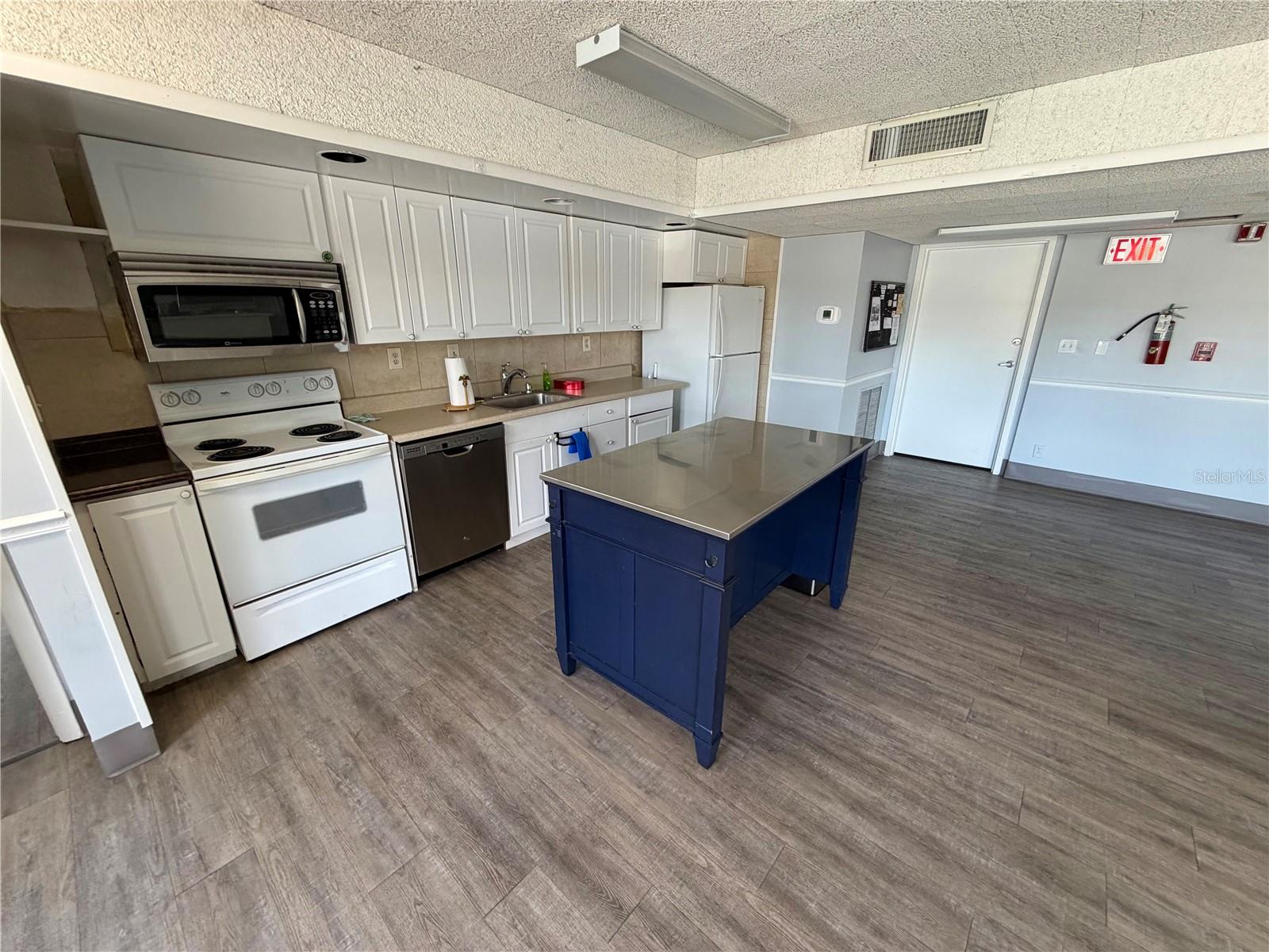 RAINTREE - Residential