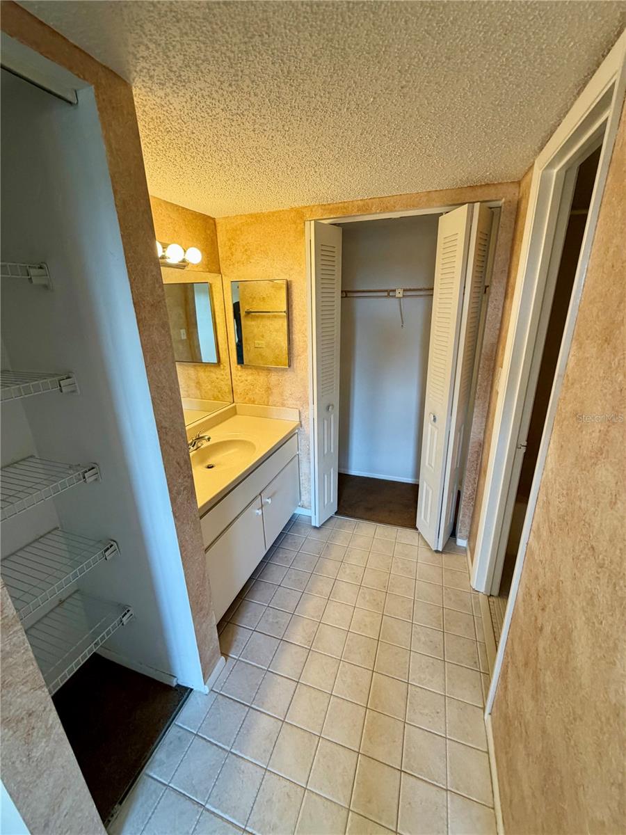 RAINTREE - Residential