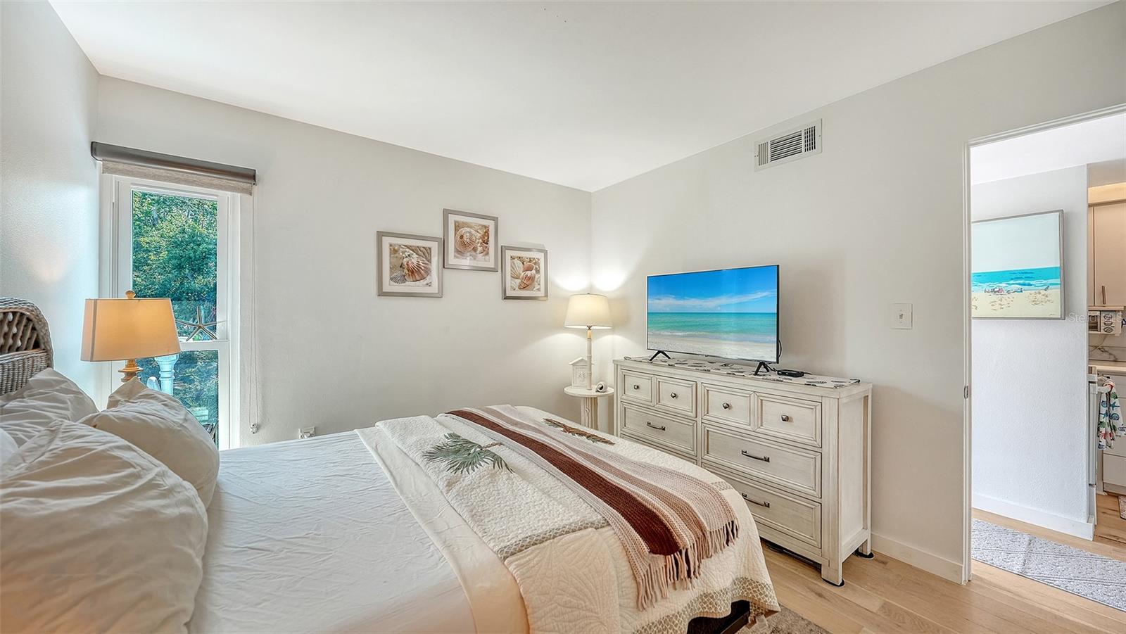 NEPTUNE ON LONGBOAT KEY - Residential