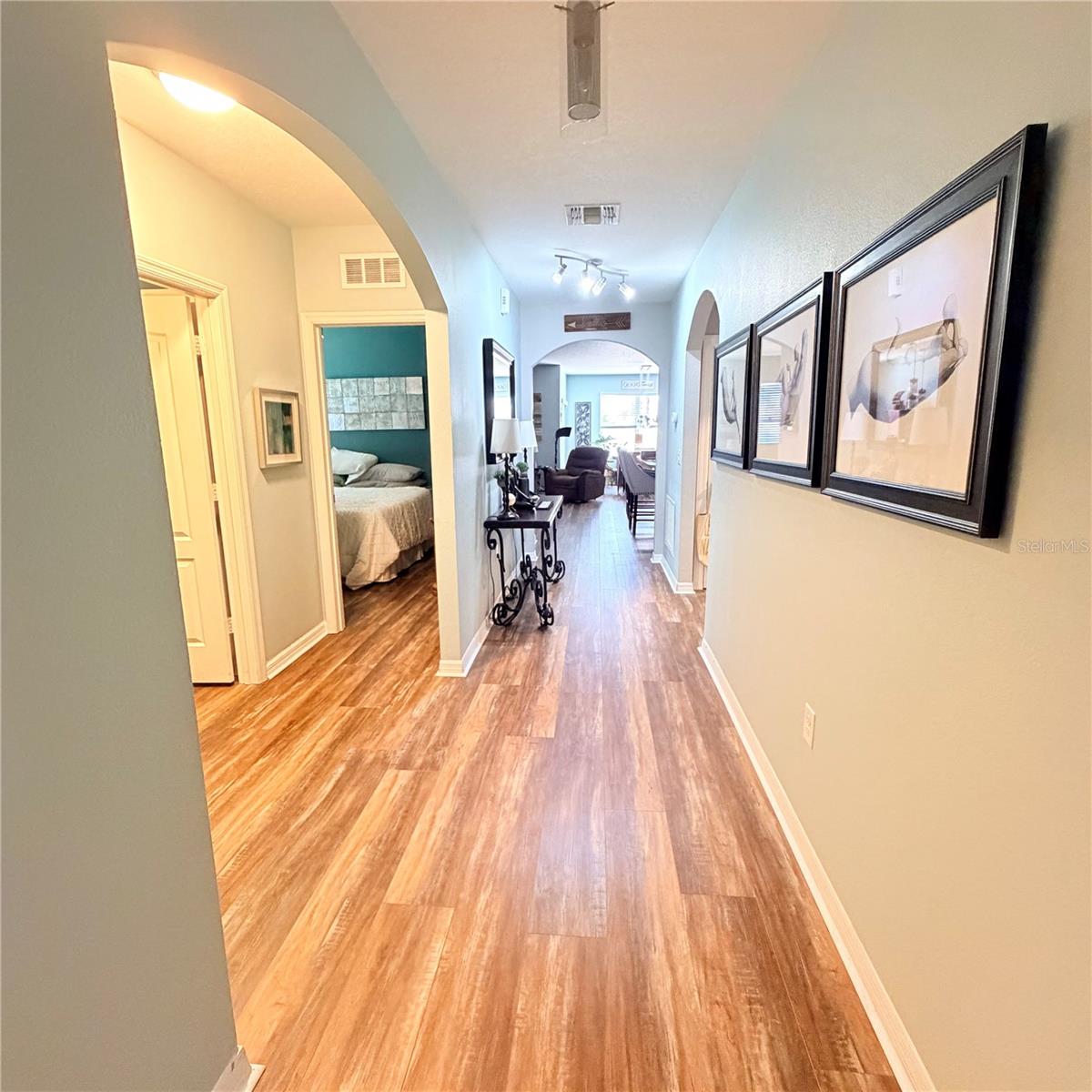 SABAL LAKES - Residential