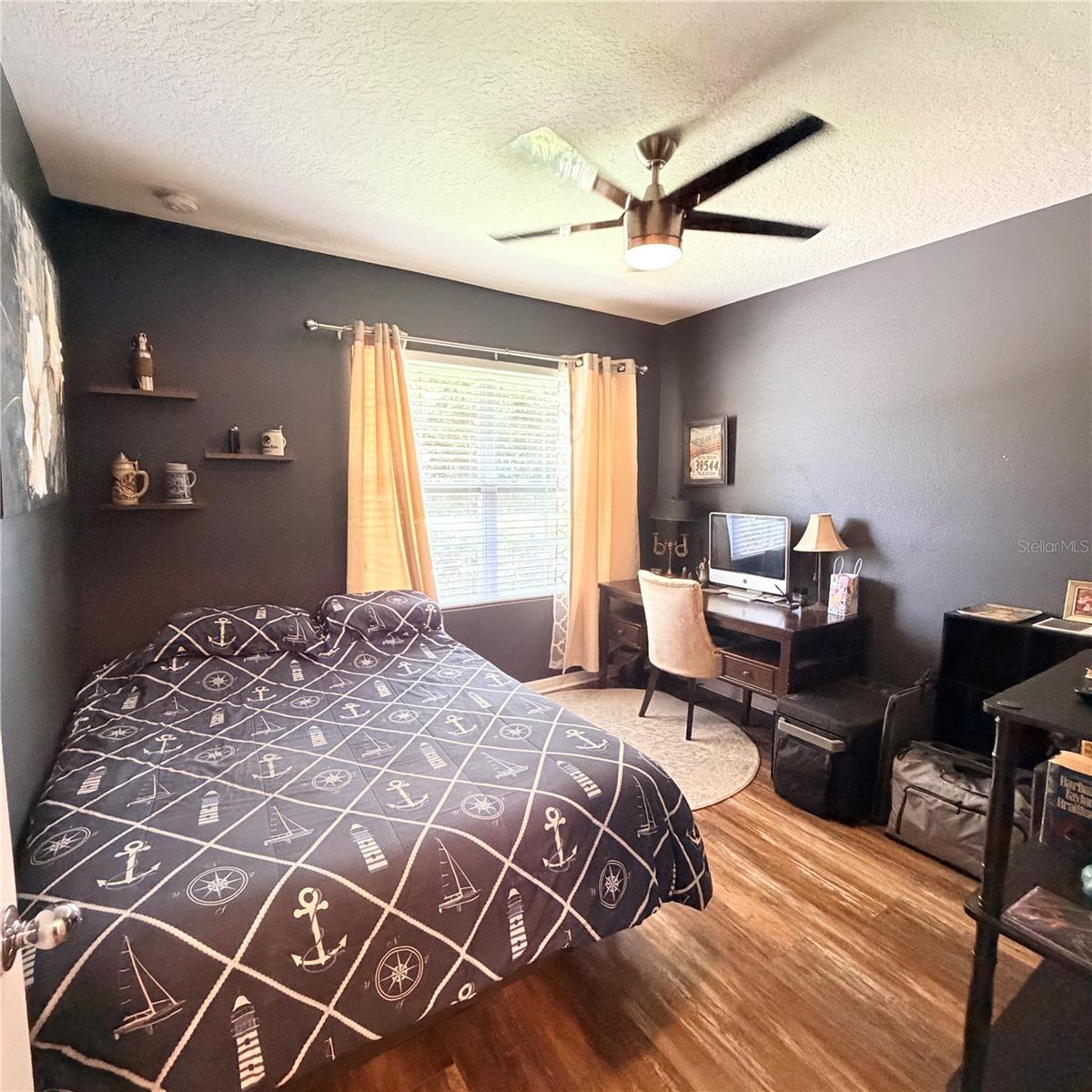 SABAL LAKES - Residential