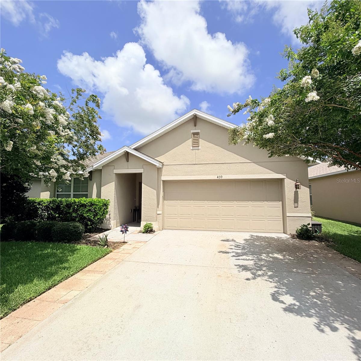 SABAL LAKES - Residential