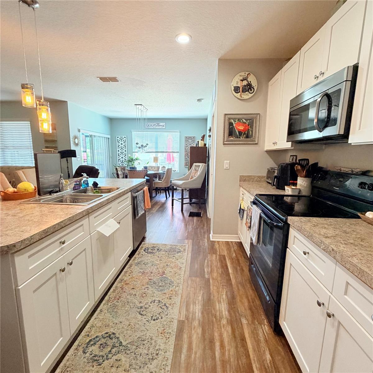 SABAL LAKES - Residential