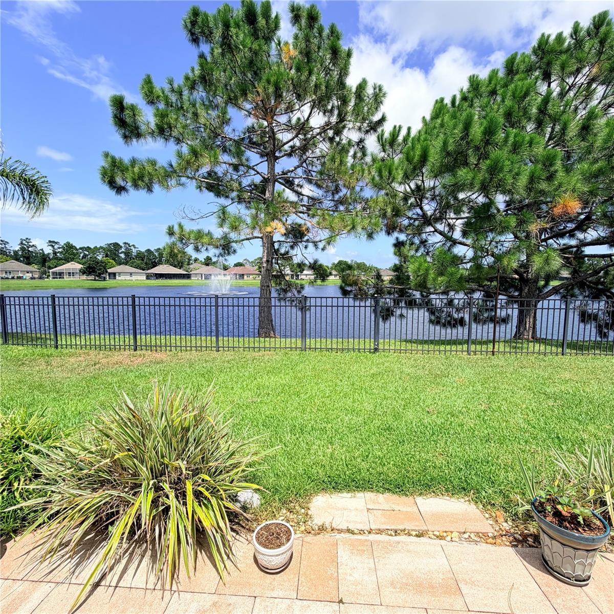 SABAL LAKES - Residential