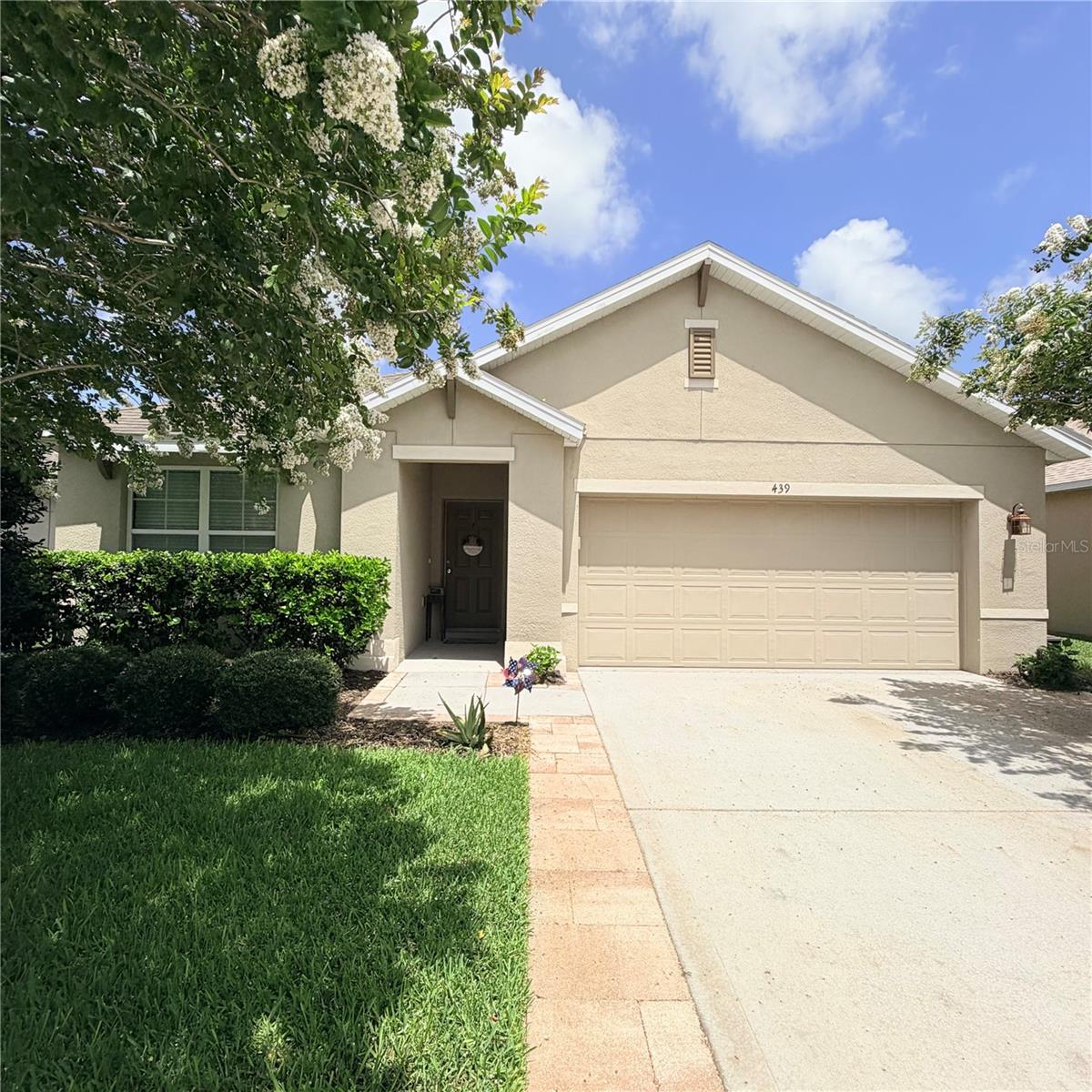 SABAL LAKES - Residential