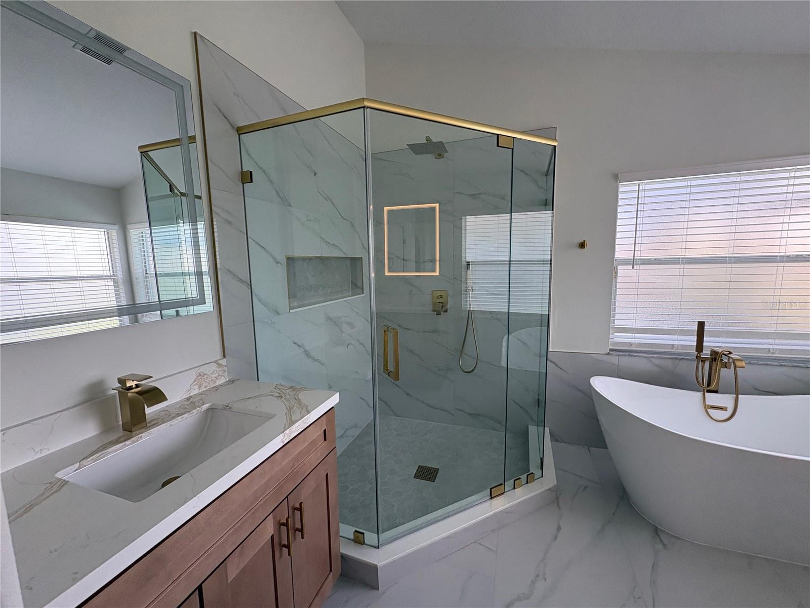 CRYSTAL GLEN - Residential Lease