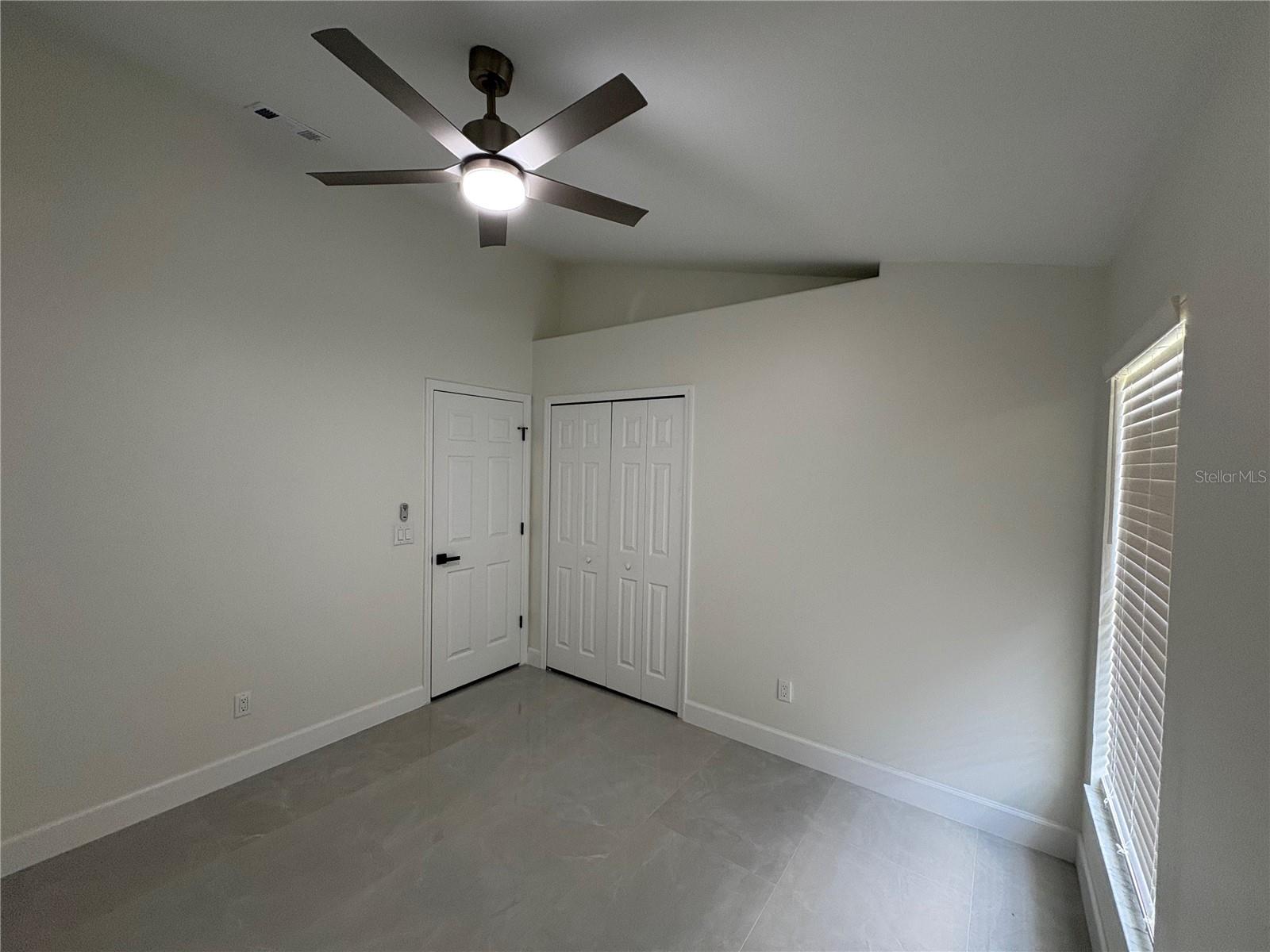 CRYSTAL GLEN - Residential Lease