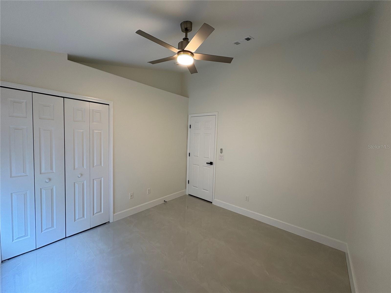 CRYSTAL GLEN - Residential Lease