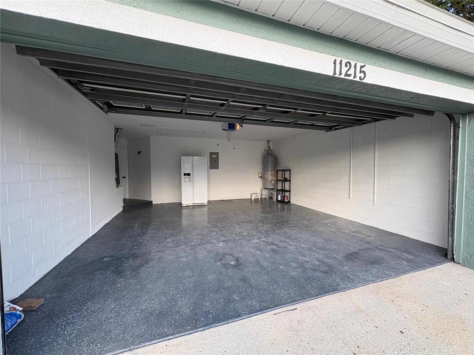 CRYSTAL GLEN - Residential Lease