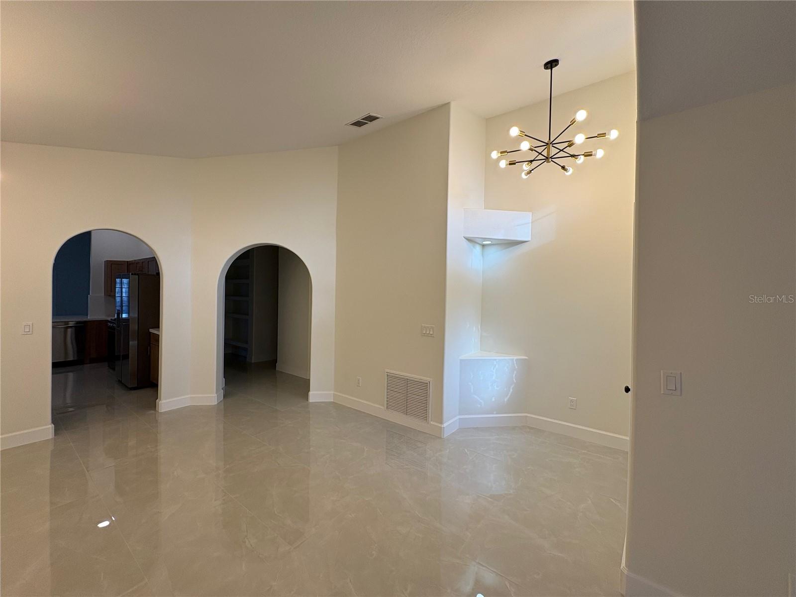 CRYSTAL GLEN - Residential Lease