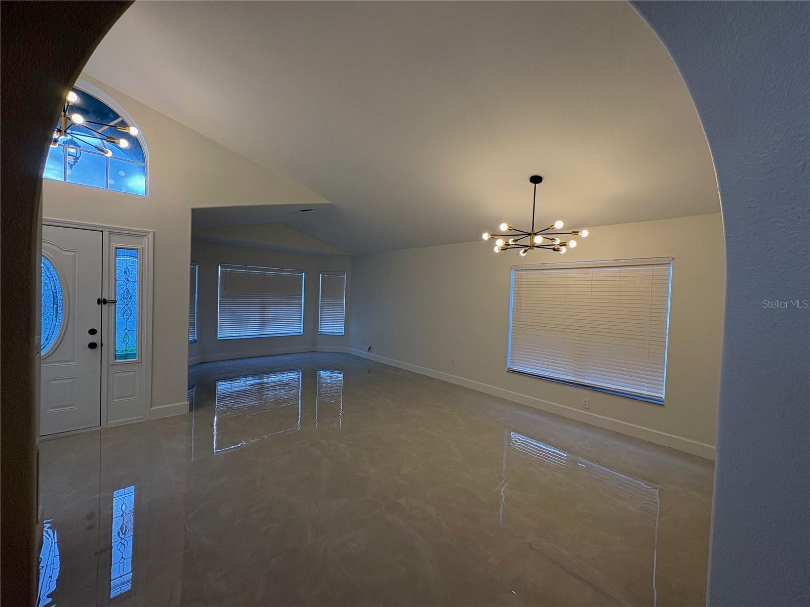 CRYSTAL GLEN - Residential Lease
