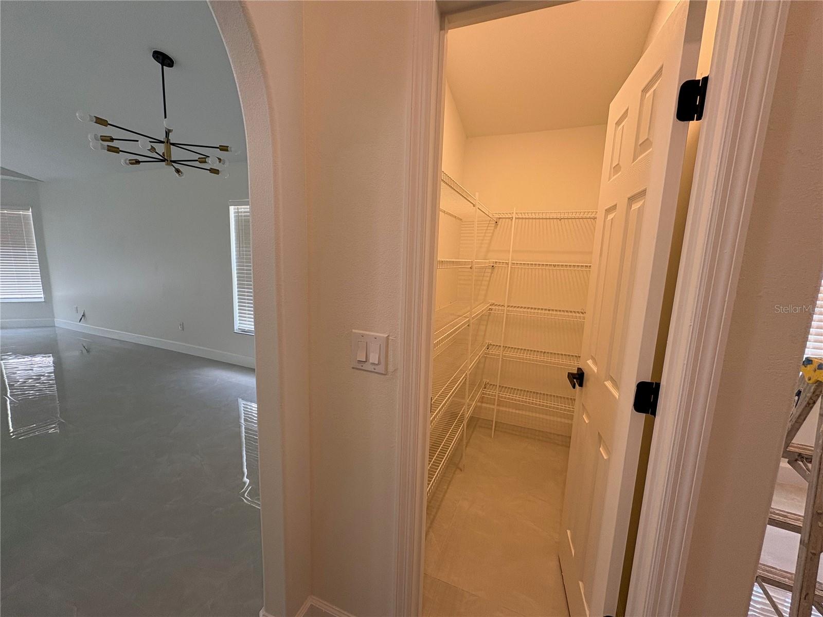 CRYSTAL GLEN - Residential Lease