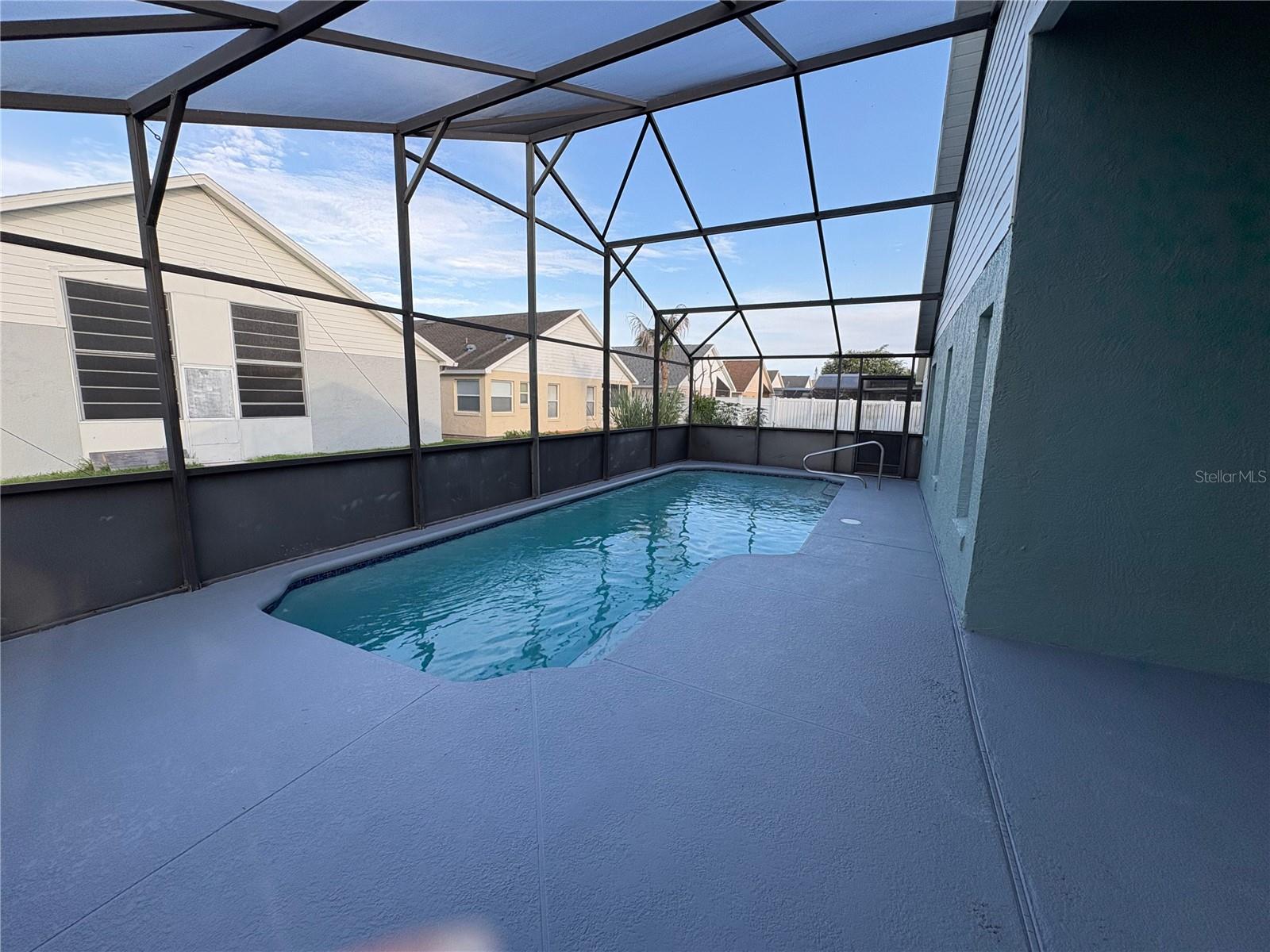 CRYSTAL GLEN - Residential Lease