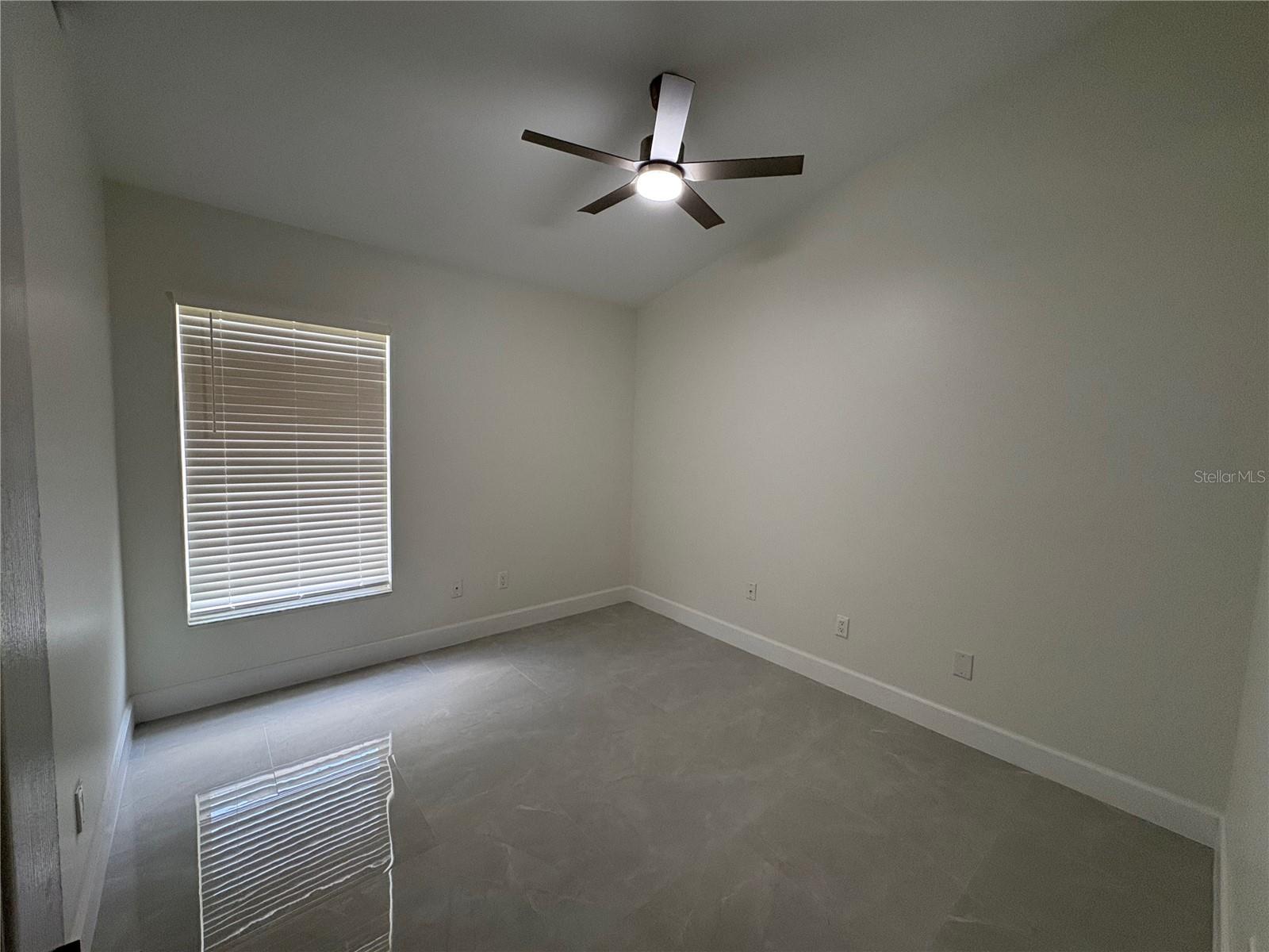 CRYSTAL GLEN - Residential Lease