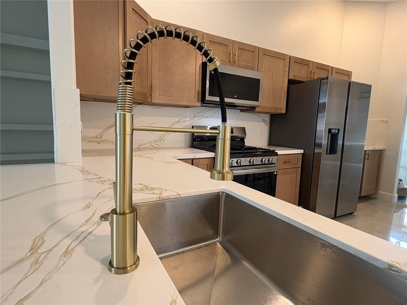 CRYSTAL GLEN - Residential Lease