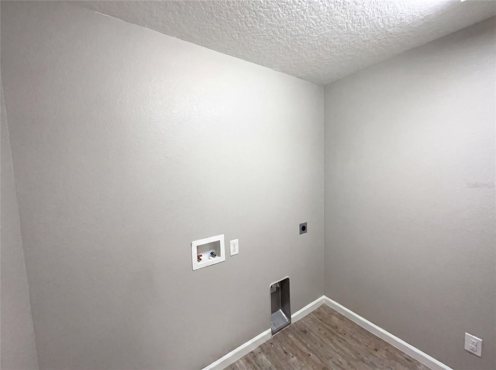 SILVER OAK PH 1 - Residential