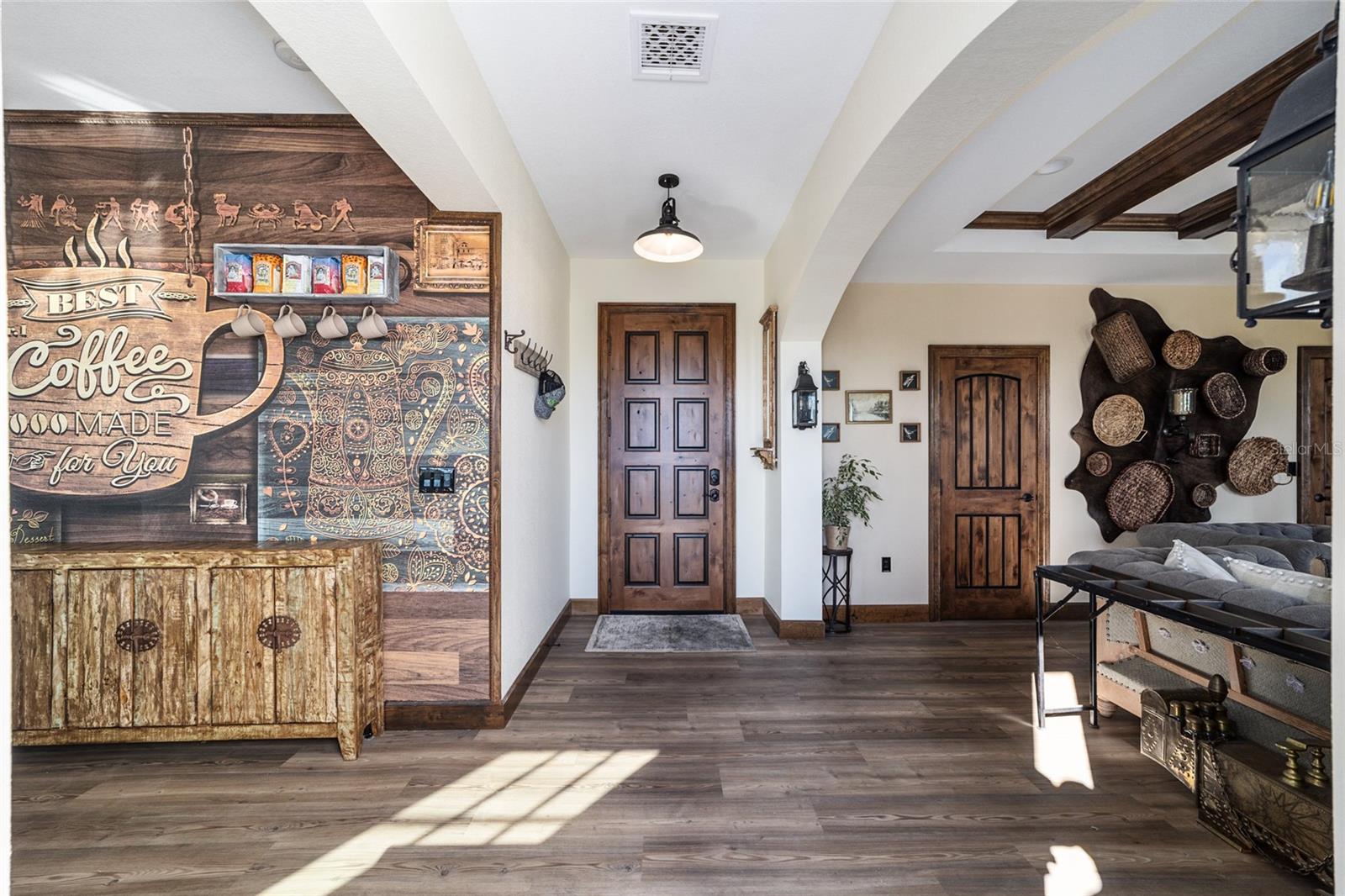 CHEROKEE RIVER RANCH ESTATE - Farm