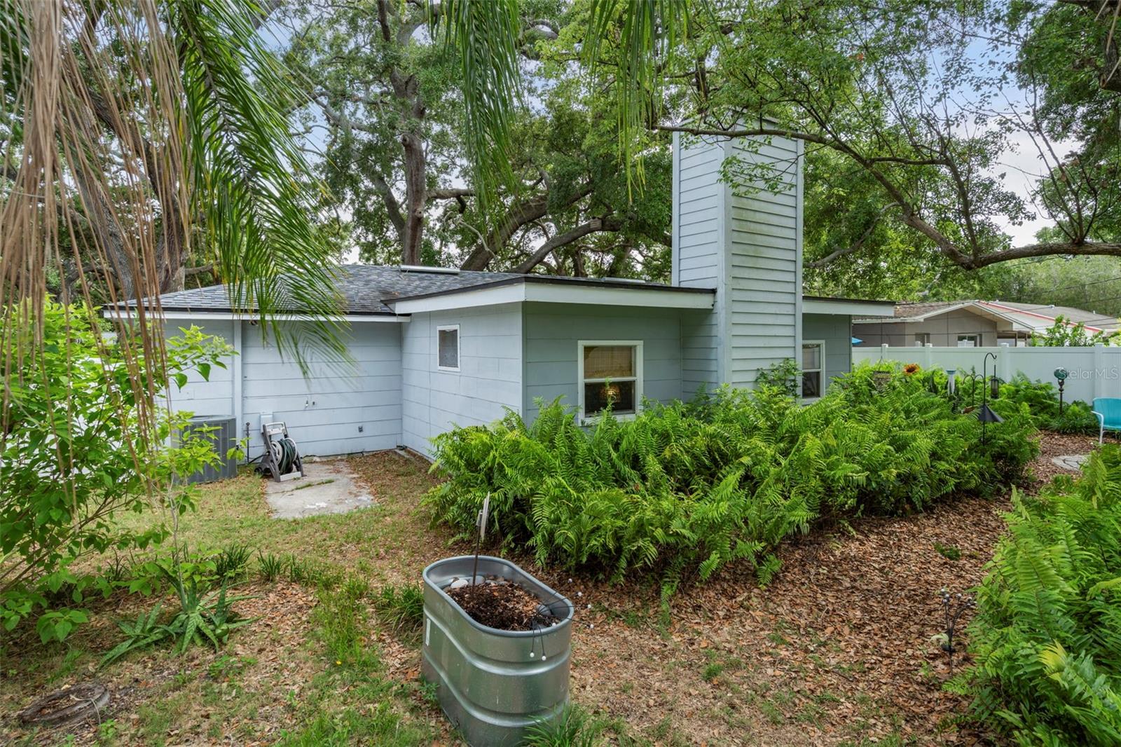 GROVE ACRES 2ND ADD - Residential