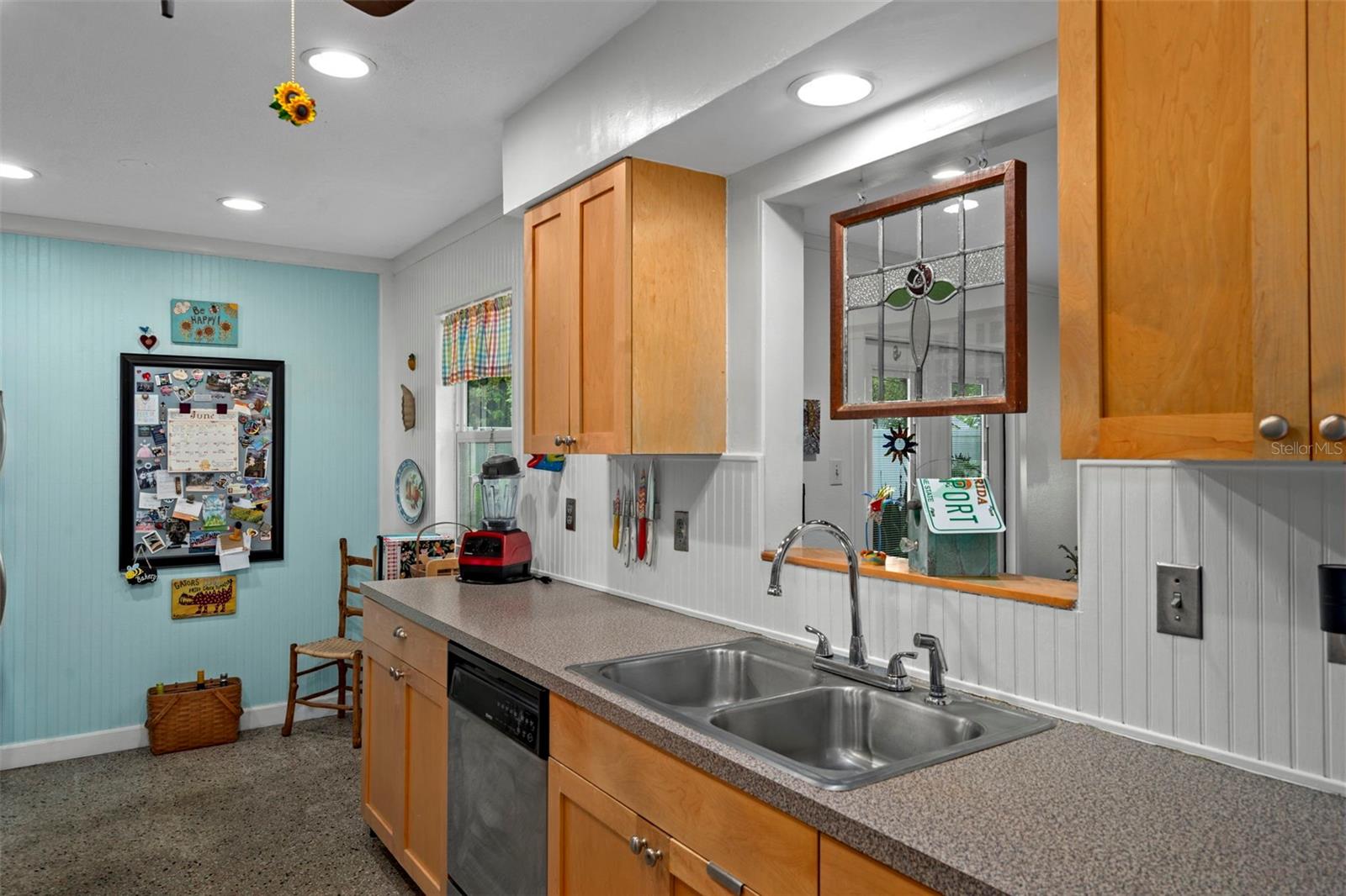 GROVE ACRES 2ND ADD - Residential