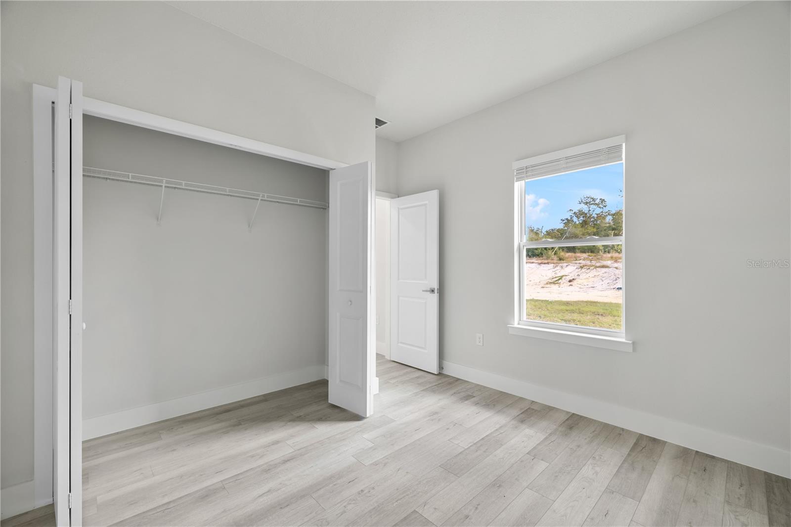 RAINBOW LAKES ESTATE - Residential