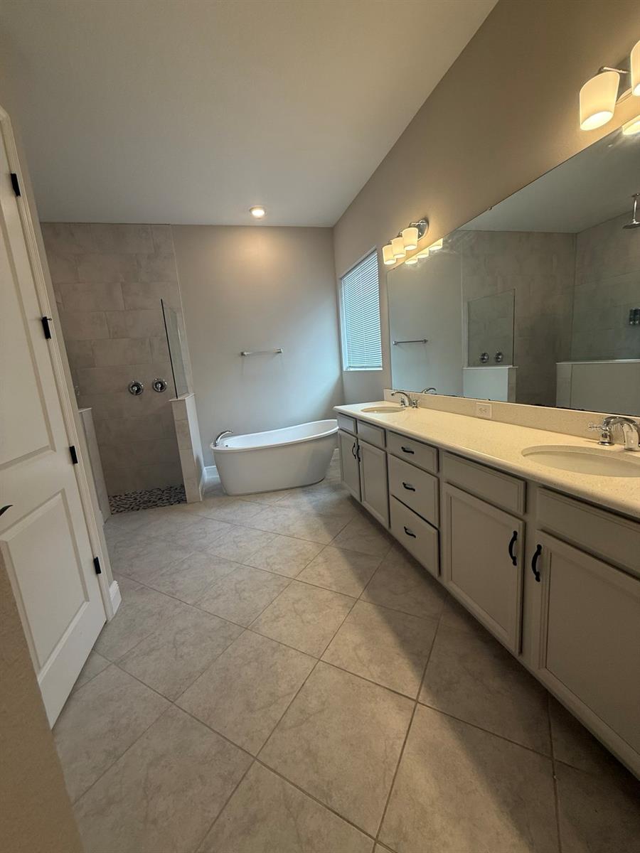 POITRAS EAST N-7 - Residential Lease