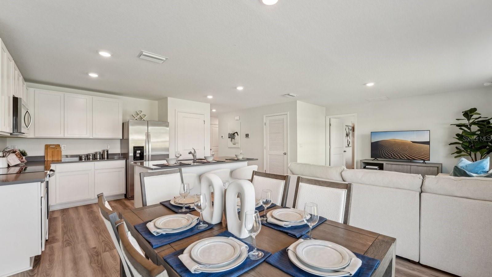 HOLLOWAY LANDING - Residential