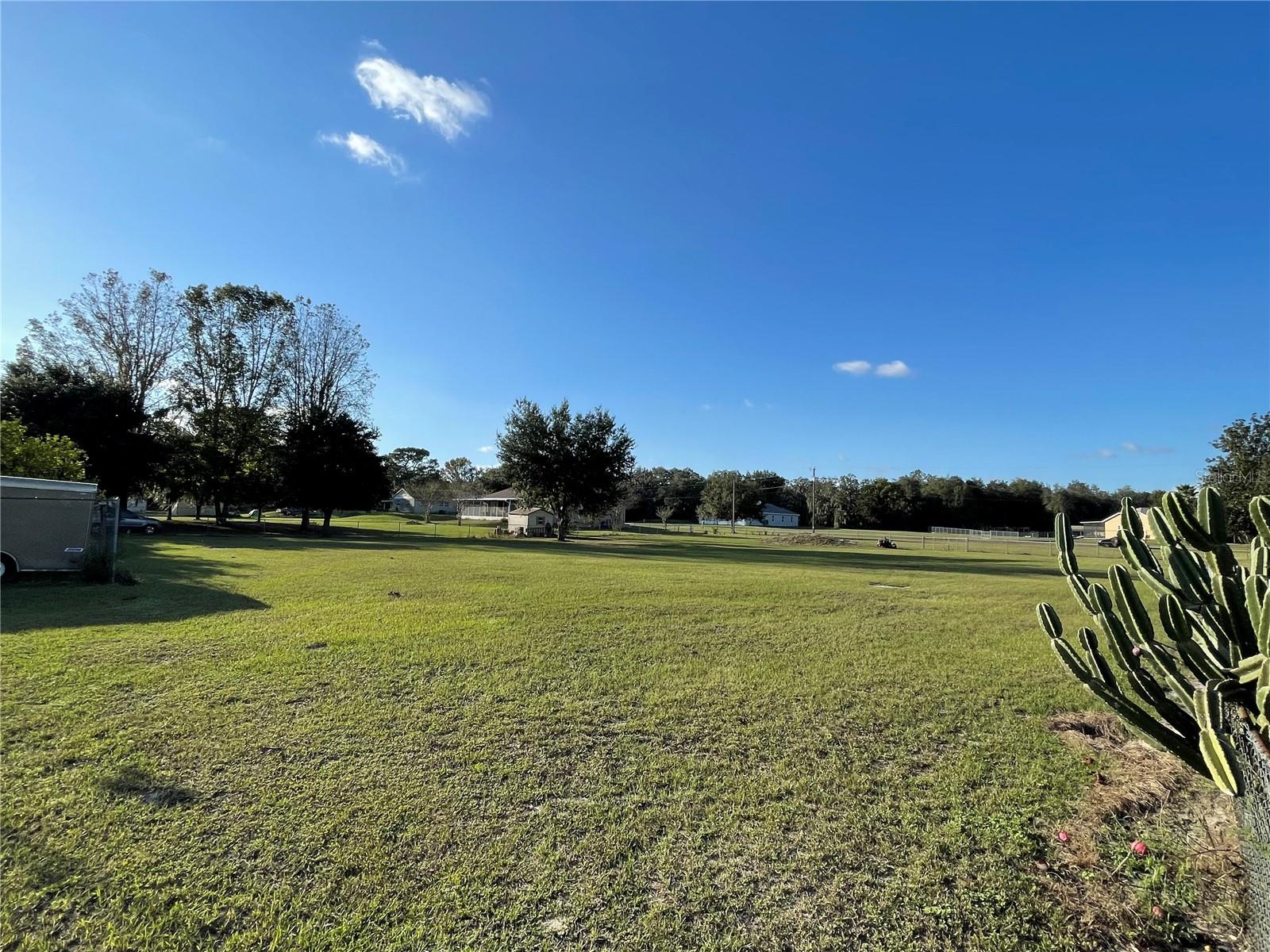 FOX RIDGE - Land
