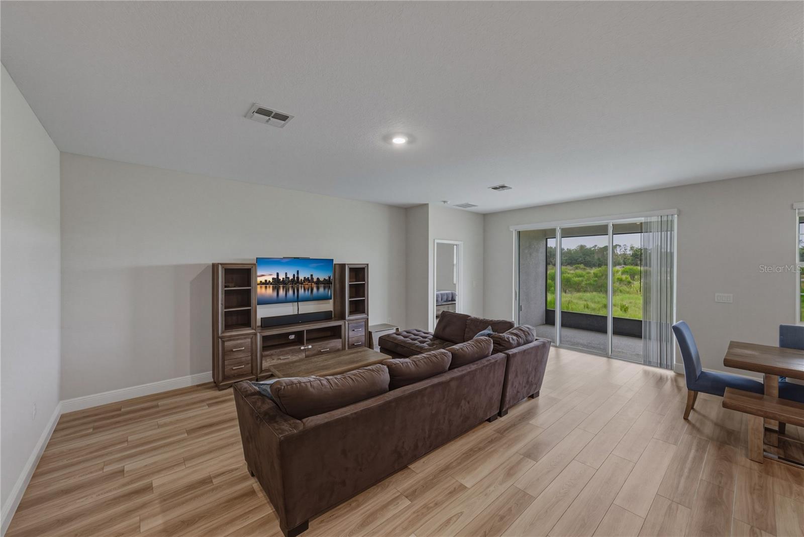 HAWKSTONE - Residential