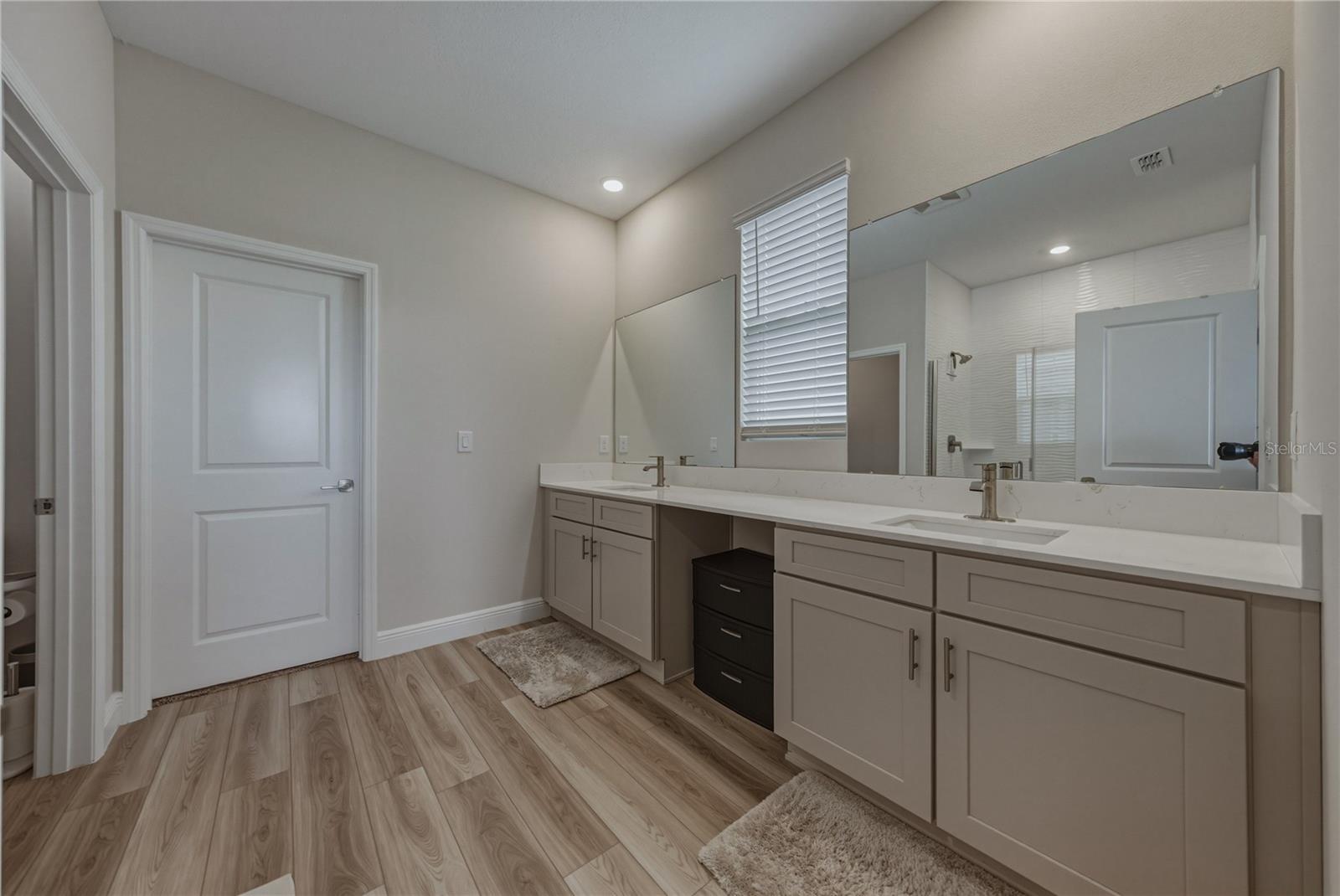 HAWKSTONE - Residential