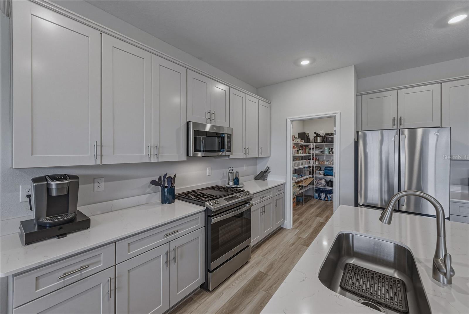 HAWKSTONE - Residential