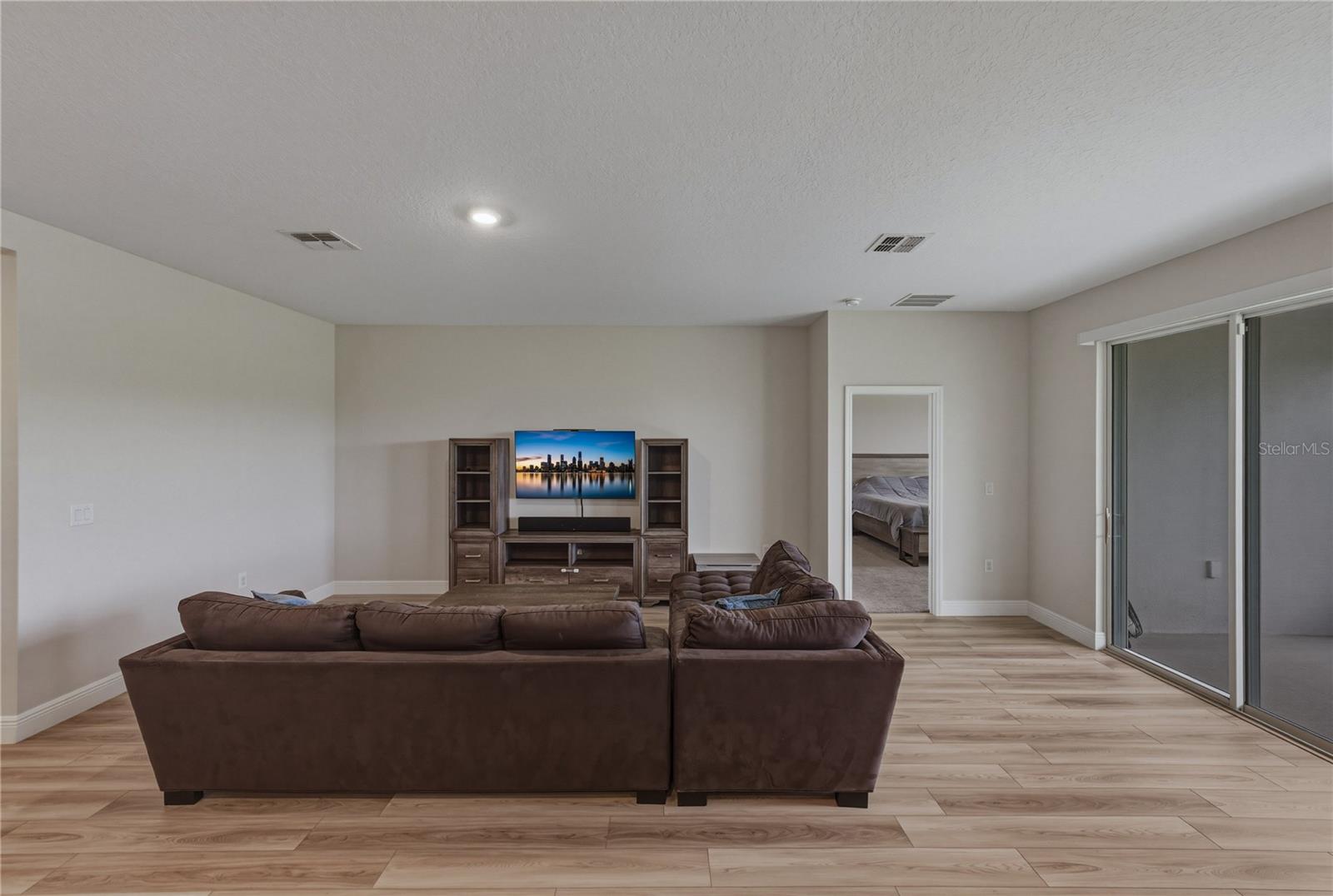 HAWKSTONE - Residential
